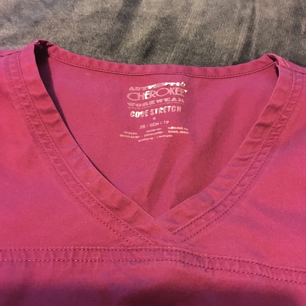 Scrub top - Picture 2 of 2